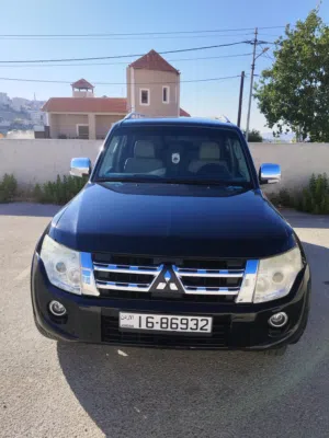 Used Mitsubishi Pajero in Salt