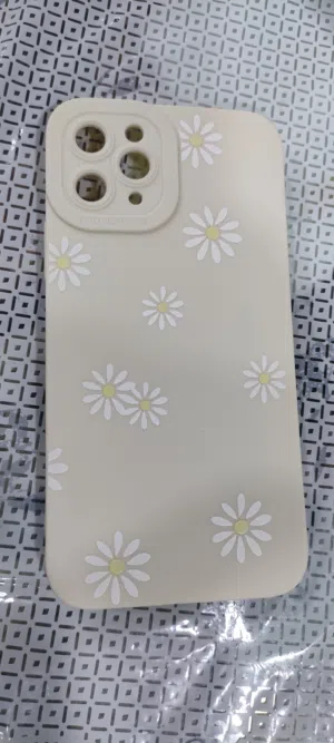 كفر هاتف iPhone 13 &14 Pro ملمس ناعم