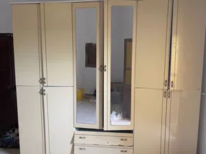 اثاث مستعمل
