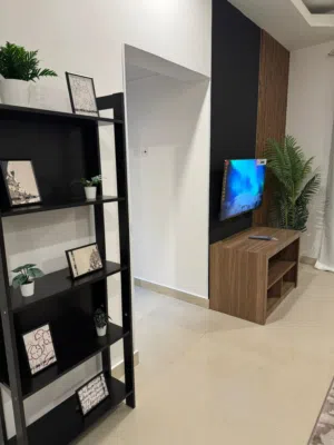 90 m2 1 Bedroom Apartments for Rent in Muscat Ghubrah