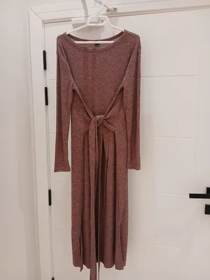 Maxi Dresses . M . Red . Used3