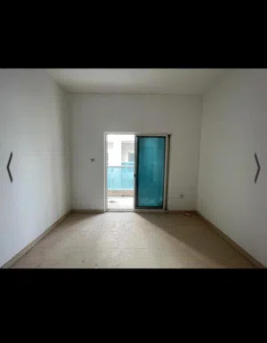 فرصه مميزه جدا للاستثمار بقسط شهري 3000 درهم هتمتلك شقه غرفه وصاله بابراج السيتي تاور