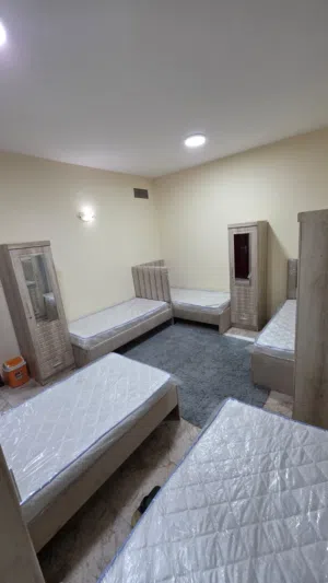 سكن مشترك للعرب  600 درهم شامل كل شيء  بدون عمولة