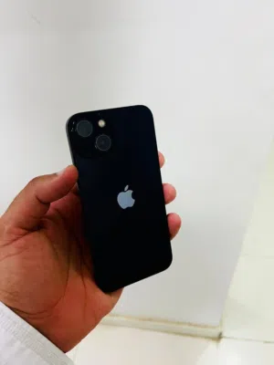 Apple iPhone 13 128 GB in Al Batinah