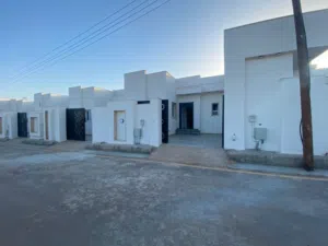7 منازل ارضية عين زاره الابيار الاستراحة الحمراء ب245 الف