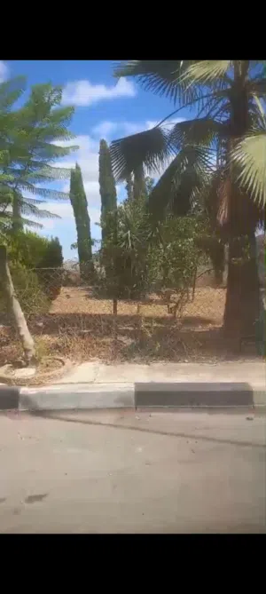 قطعه ارض الاستثمار لبناء اسكان في منطقه البيره