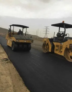 عزام عمر 