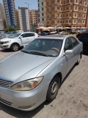 تويتا كامري 2004
