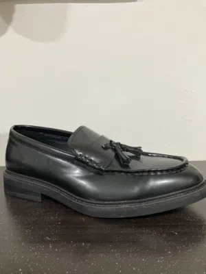 Tassel Loafers in black