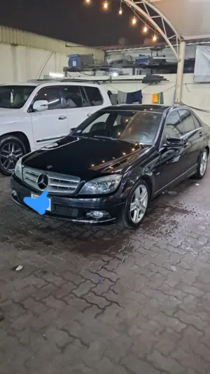 سيارة مرسيدس للبيع c300