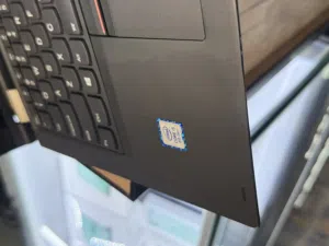 Laptop Lenovo X380 Core i5-8th لابتوب لينوفو كور اي فايف الجيل الثامن شاذ جداً شبه جديد مع الضمان