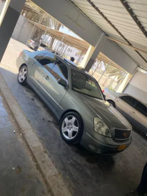 Used Lexus LS in Al Sharqiya