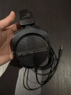 Beyerdynamic DT990PRO Headphones