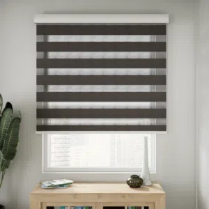 ستائر رول وزيبرا عازل للشمس والحرارة Roller and Zebra Blinds – Sun and Heat