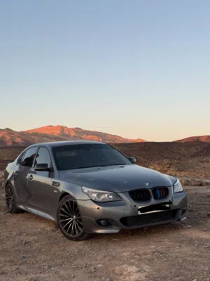 E60 bmw 2008.  3000cc