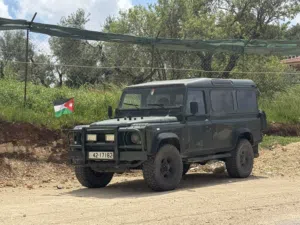 لاند روفر ديفندر110 للبيع