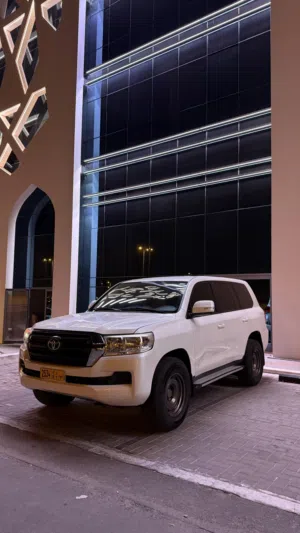Used Toyota Land Cruiser in Muscat