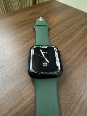 آبل واتش الاصدار السابع Apple Watch serise 7 45mm