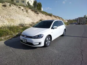 فولكسفاغن جولف E-Golf 2017 هاتشباك كهربائية صناعة ألمانيا وارد أمريكي كلين تايتل