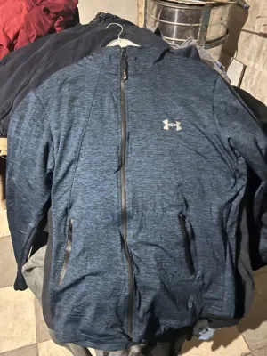 ملابس مستعملة