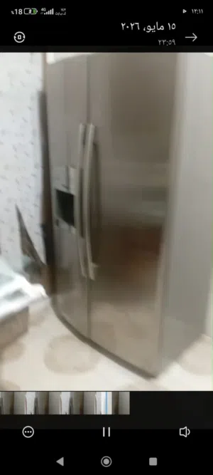 تلاجه. استعمال بسيط للبيع سبب ما في مكان الها