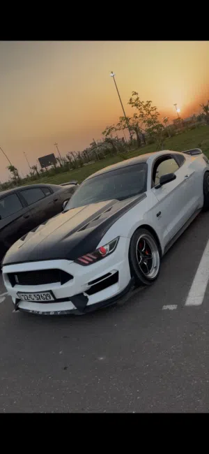 موستنك v6 2017