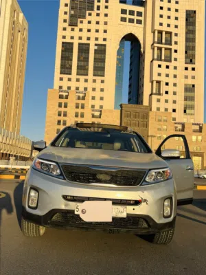 كيا سورينتو للبيع