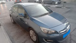 Opel . Astra . 2015 . Used3