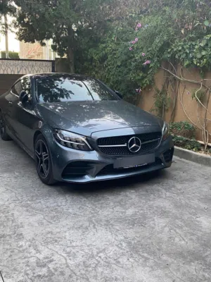 Mercedes C200