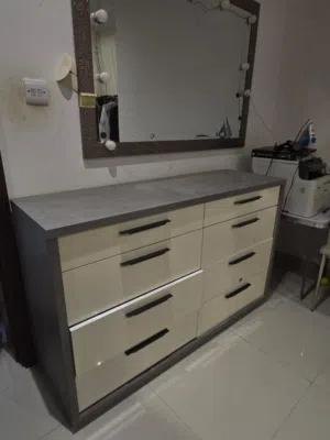 {CHEAP FURNITURE} ALL TYPES: WARDROBRES BEDS AND SHELFS FOR SALE NEGOTIABLE