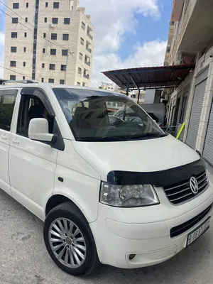 used-volkswagen-caravelle-in-ramallah-and-al-bireh