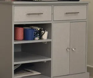 طاولة باداراج