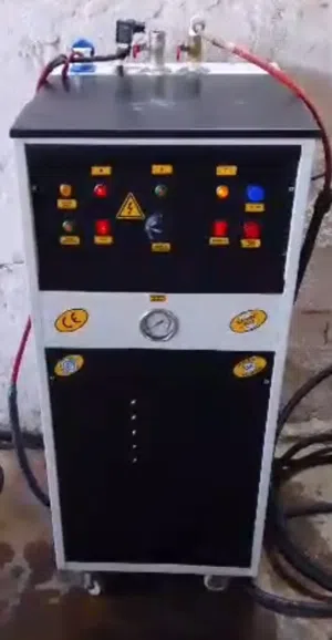 ماكينة بخار