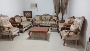 كنب غرفة ضيوف للبيع