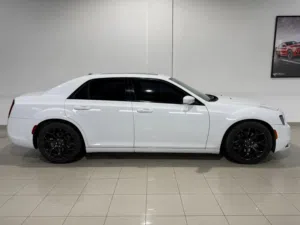 Chrysler 300S 2020