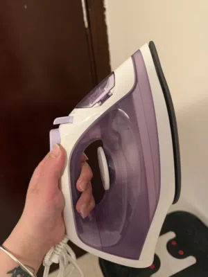 طاولة كوي ومكوى للبيع
