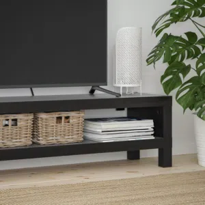 طاولة تلفزيون عصرية وبسيطة (مستعملة)