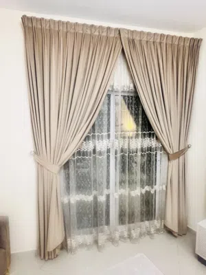 ستارة فاخرة قطيفة