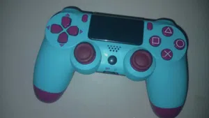 للبيع يد سوني 4 أصلية (DualShock 4)