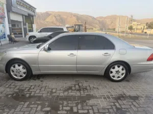 Used Lexus LS in Al Dhahirah