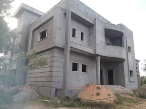 منزلين على ارض 1100م للبيع خلة بن عون