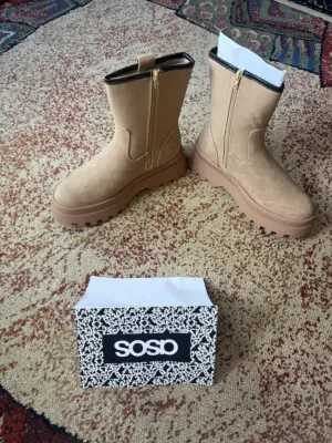 حذاء سيفتي ماركة ايسوس ASOS