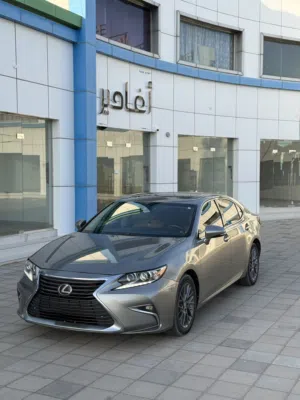 لكزس ES350 موديل 2018 للبيع