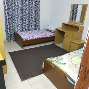 سرير مفرد مع فرشه زنبركيه