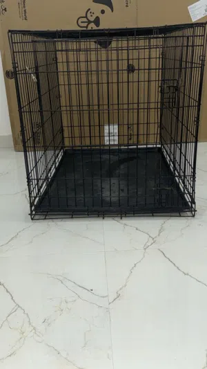 6 Cages for dogs