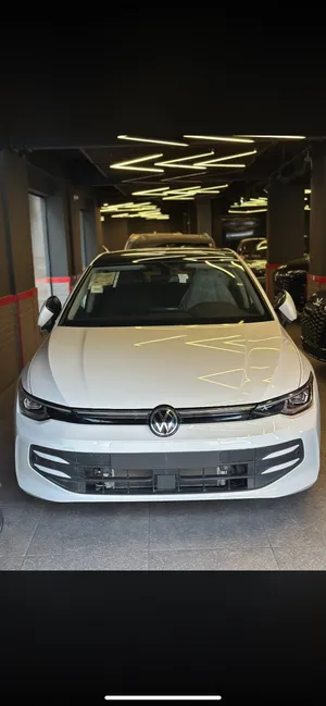 vwgolf-mk8-بويه-شركة-ب-حاله-الوكاله-1500-اوتوماتيك-فللللللللللللل-مسكرررررررررر-مع-بانوراما
