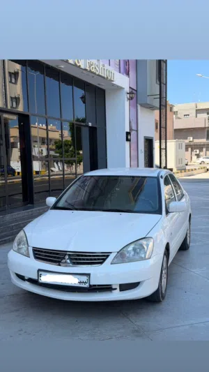 متشي لانسر 2013