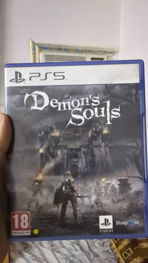 ps 4 cd in brand new condition not too much used cd name demon souls for ps 5