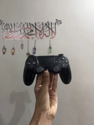 Ps4 controller for sale very good condition
