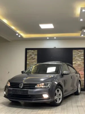 فولكسفاجن جيتا 2016 بنزين اوتمات للبيع بحالة الشركة